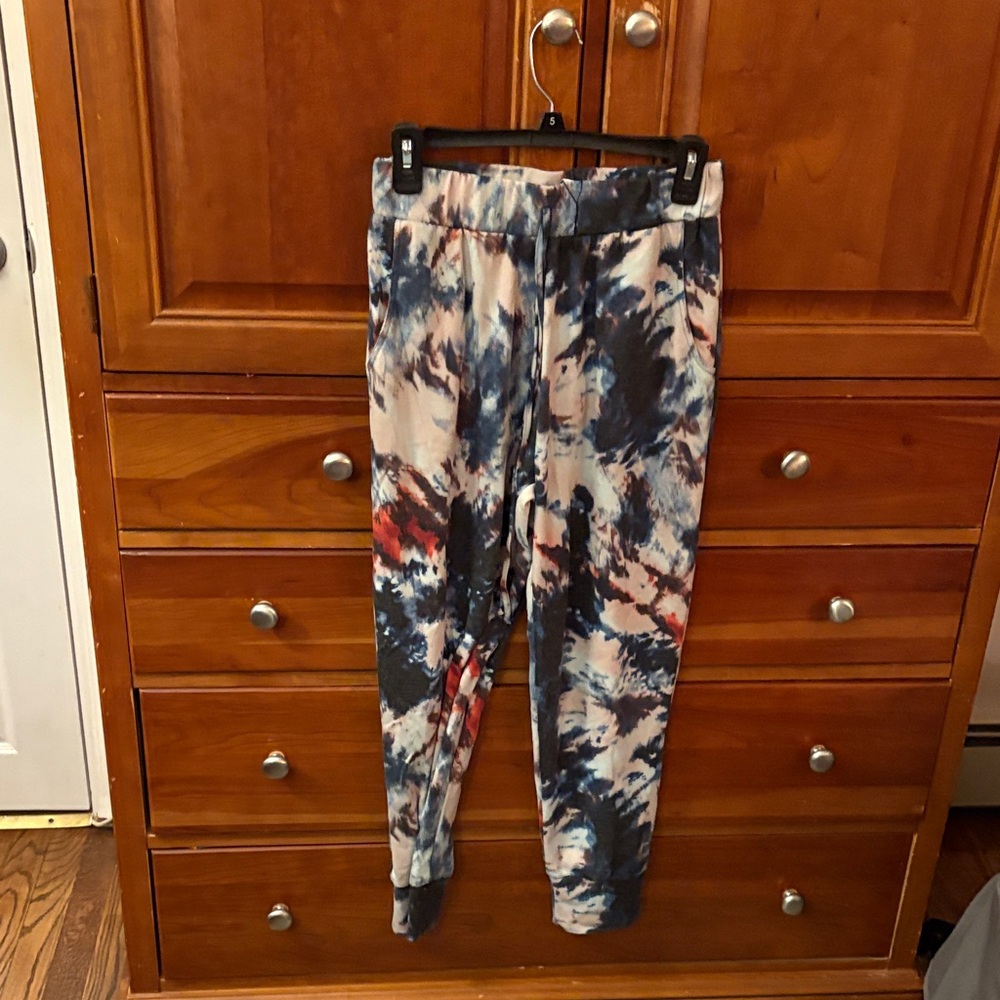 Tie-Dye Jogger Pants. Super soft.
